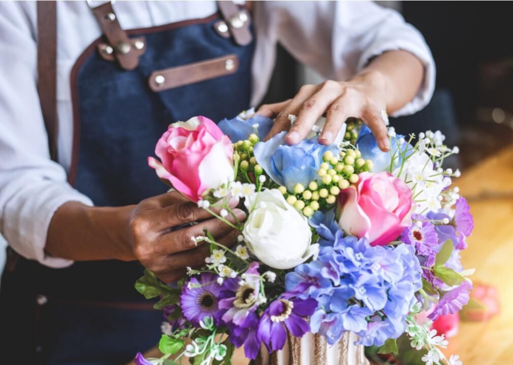 Get gifts that aren’t plastic